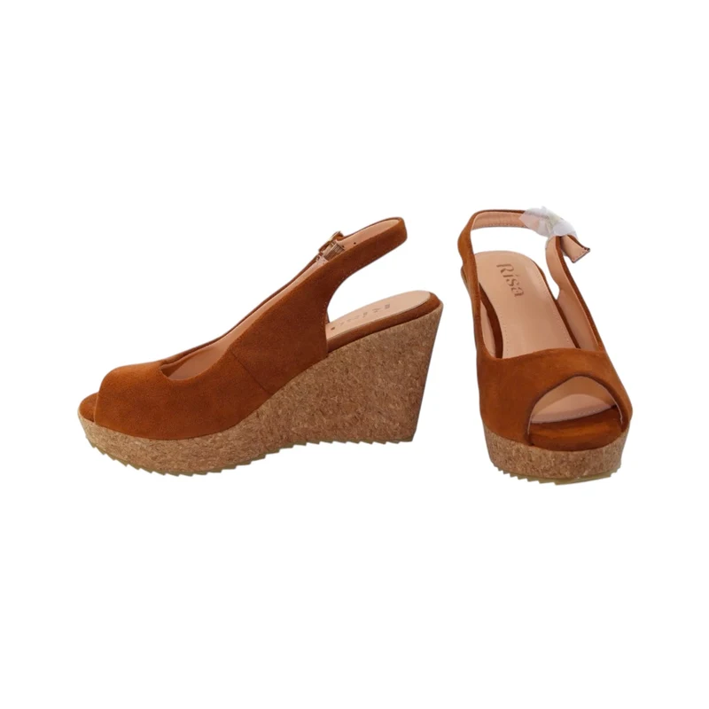 صندل ويدج نسائي بإبزيم كاكي من ريسا - 38